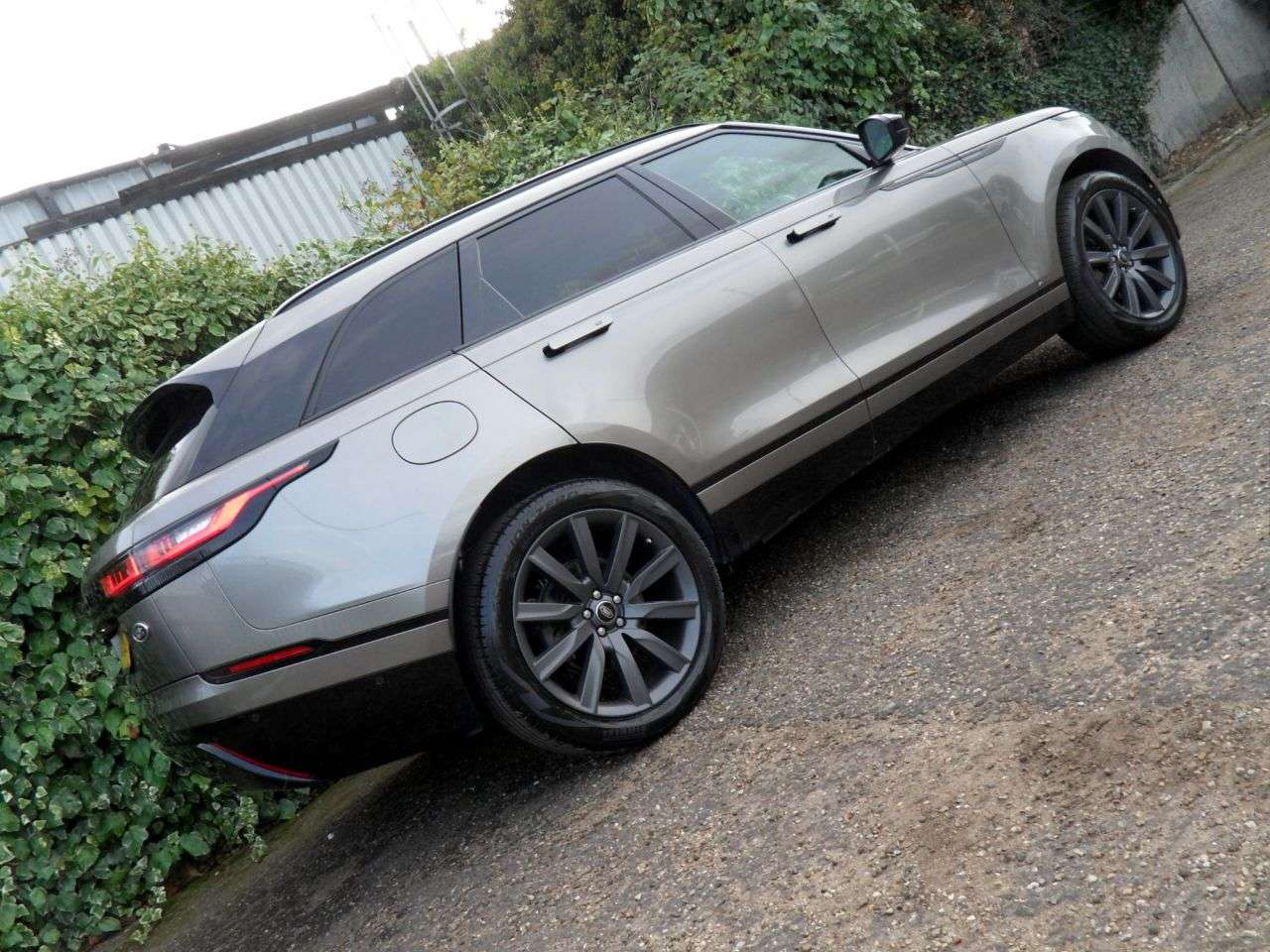 2019 LAND ROVER RANGE ROVER VELAR 2019 LAND ROVER RANGE ROVER VELAR