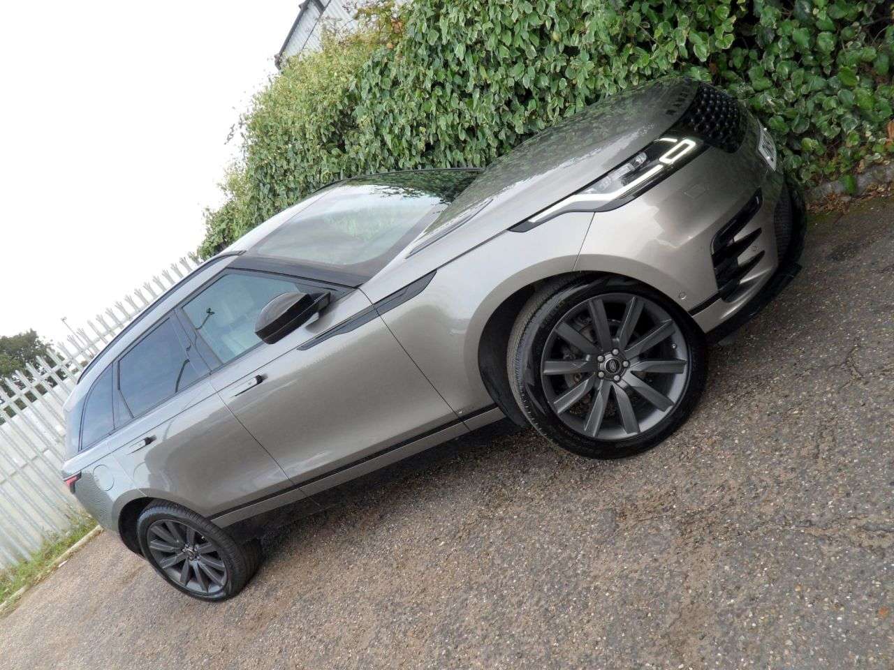 2019 LAND ROVER RANGE ROVER VELAR 2019 LAND ROVER RANGE ROVER VELAR