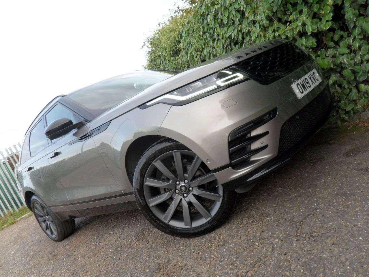 2019 LAND ROVER RANGE ROVER VELAR 2019 LAND ROVER RANGE ROVER VELAR