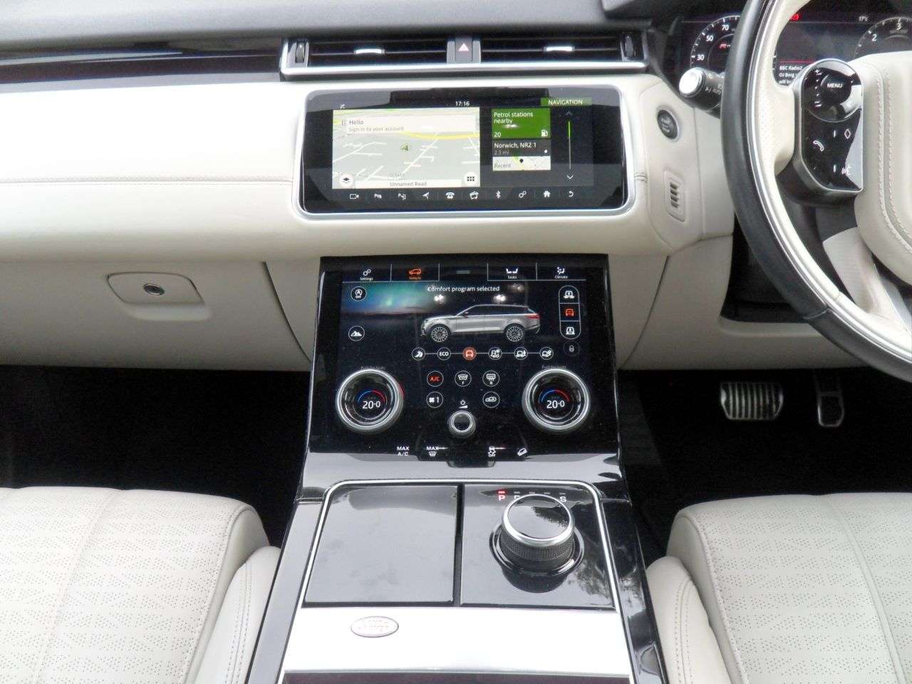 2019 LAND ROVER RANGE ROVER VELAR 2019 LAND ROVER RANGE ROVER VELAR