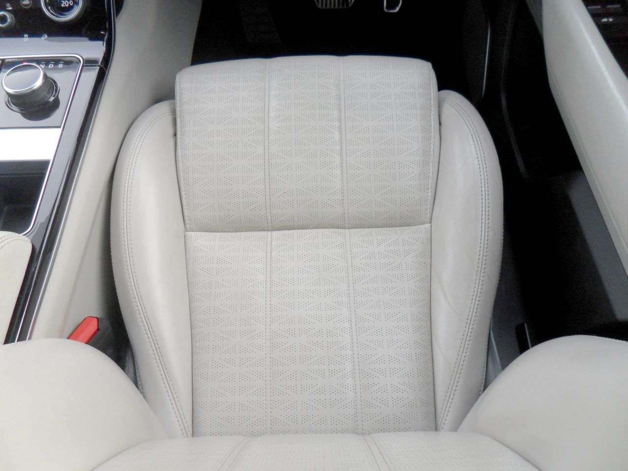 2019 LAND ROVER RANGE ROVER VELAR 2019 LAND ROVER RANGE ROVER VELAR