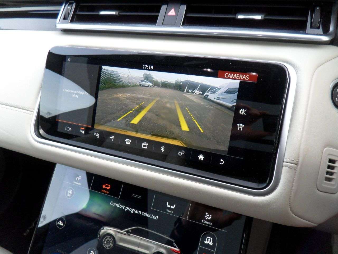 2019 LAND ROVER RANGE ROVER VELAR 2019 LAND ROVER RANGE ROVER VELAR