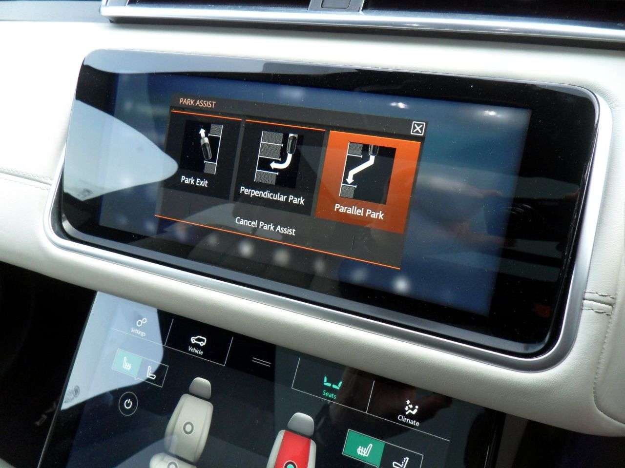 2019 LAND ROVER RANGE ROVER VELAR 2019 LAND ROVER RANGE ROVER VELAR