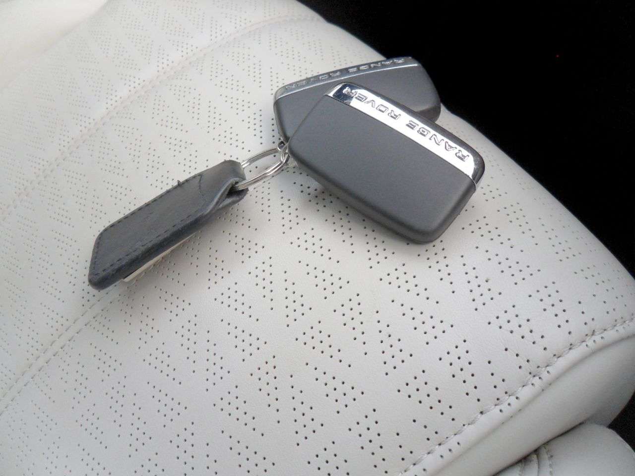 2019 LAND ROVER RANGE ROVER VELAR 2019 LAND ROVER RANGE ROVER VELAR