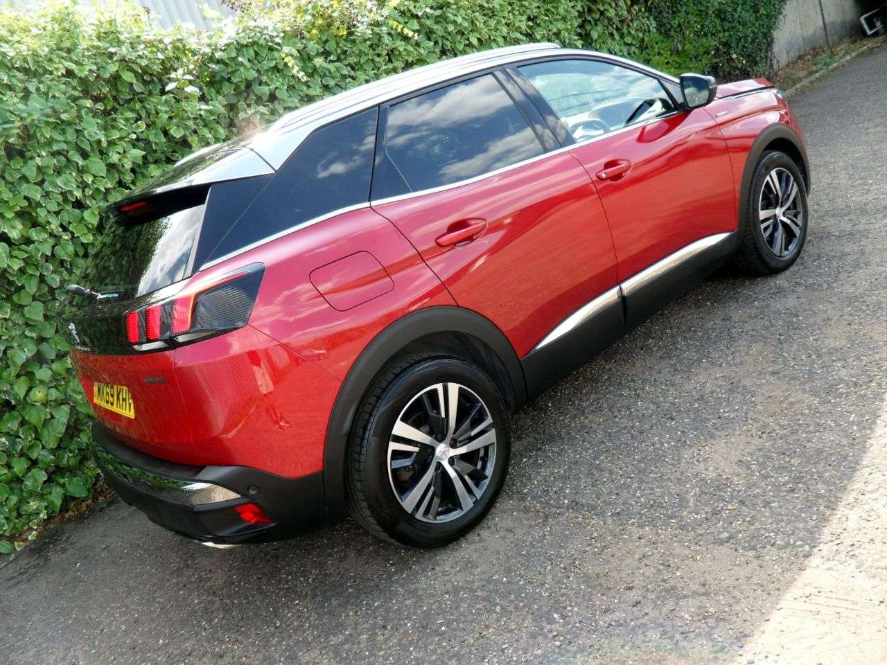 2019 PEUGEOT 3008 2019 PEUGEOT 3008