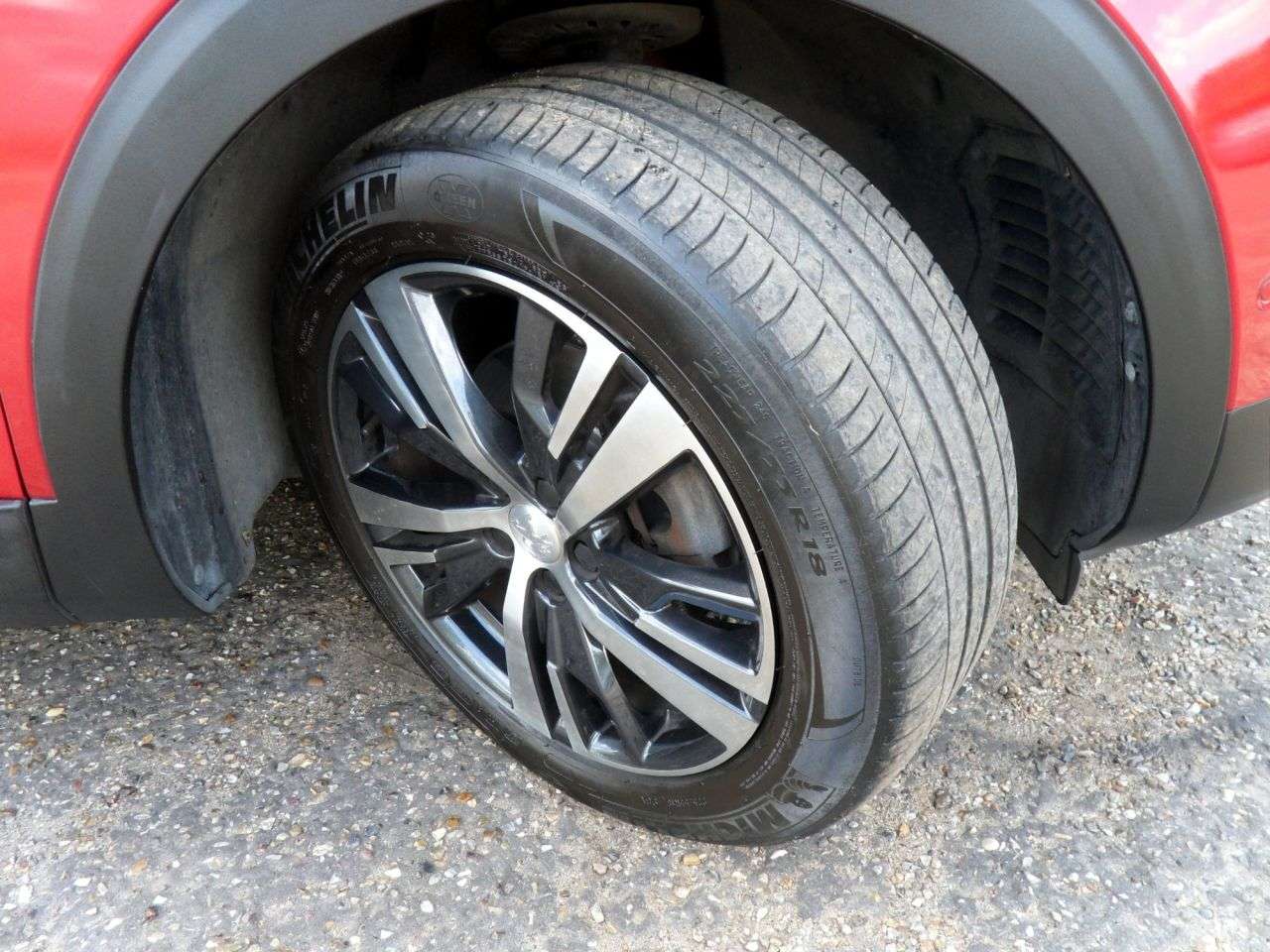 2019 PEUGEOT 3008 2019 PEUGEOT 3008