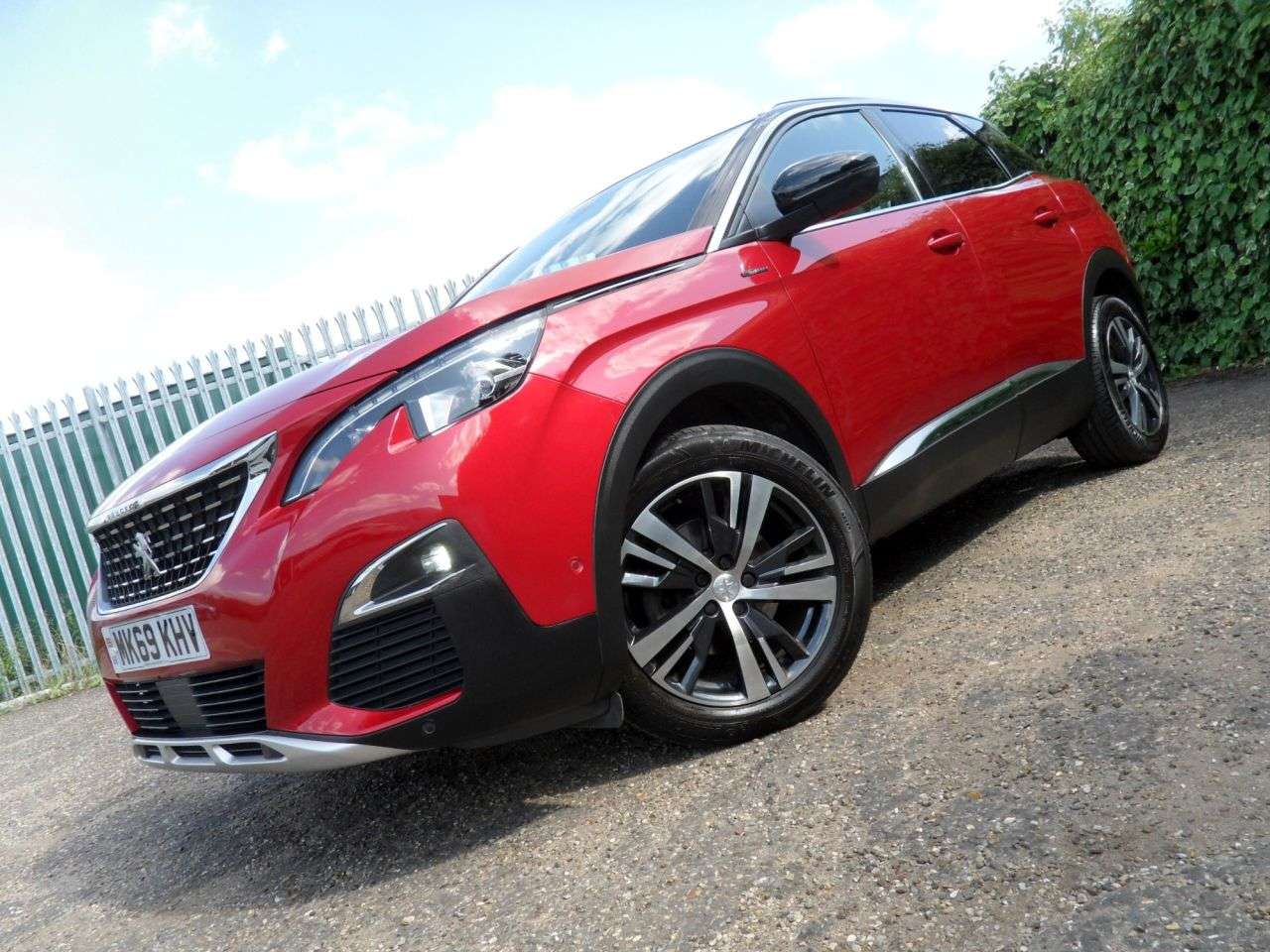 2019 PEUGEOT 3008 2019 PEUGEOT 3008