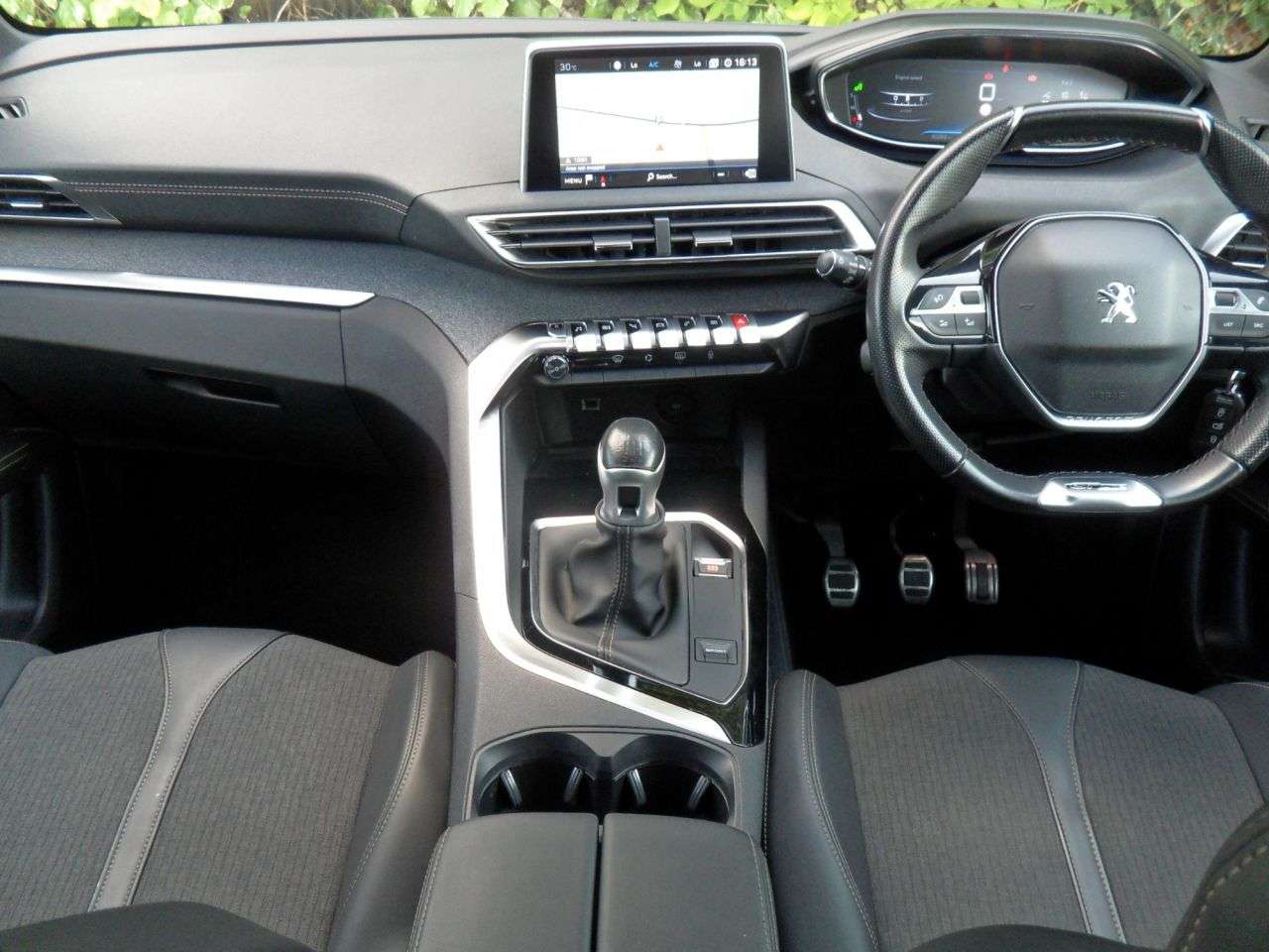 2019 PEUGEOT 3008 2019 PEUGEOT 3008