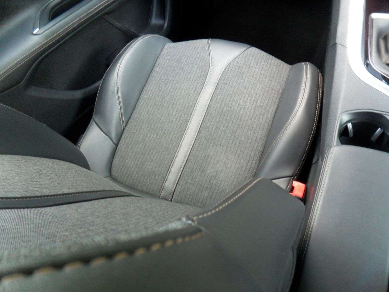 2019 PEUGEOT 3008 2019 PEUGEOT 3008