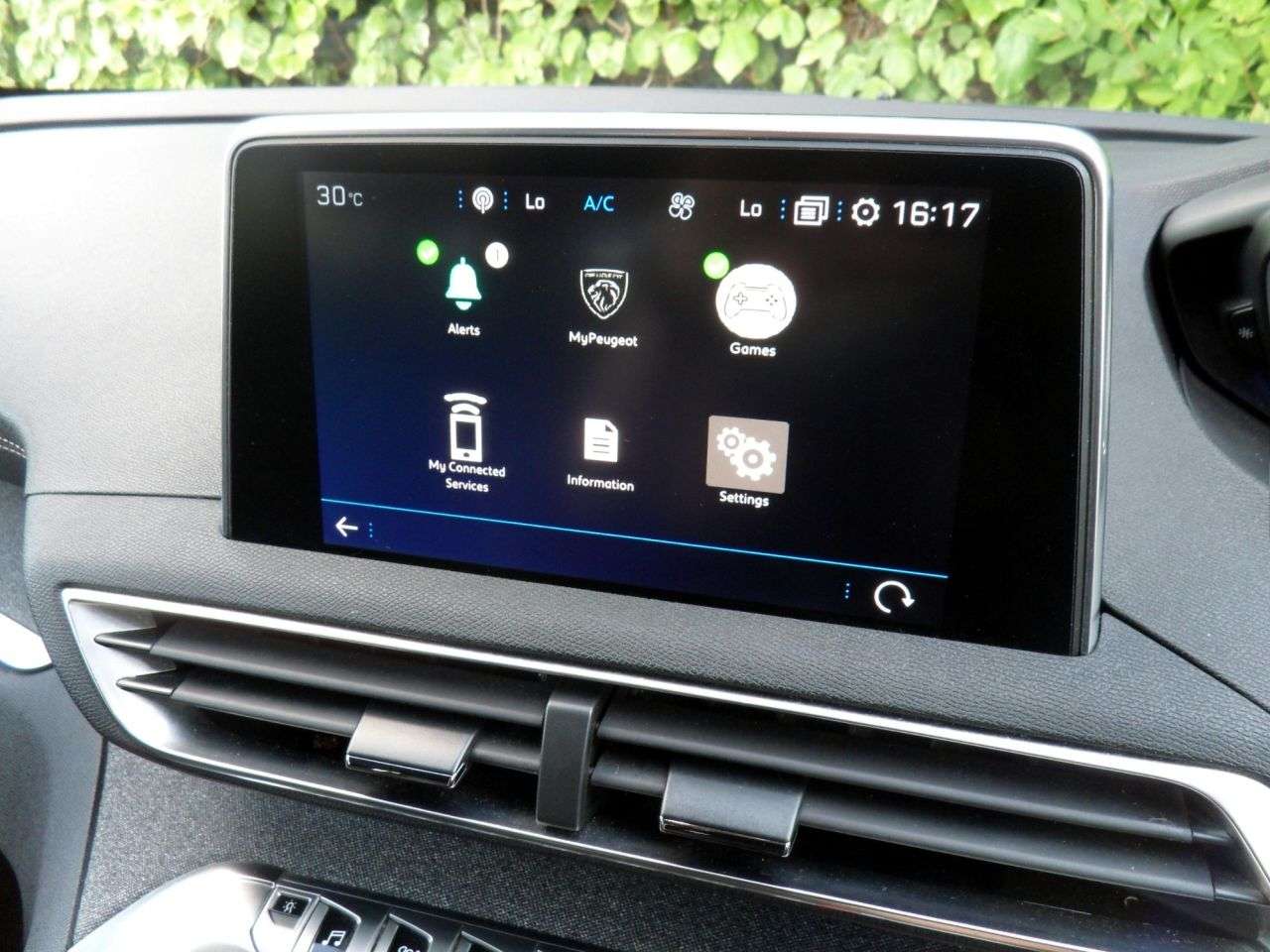 2019 PEUGEOT 3008 2019 PEUGEOT 3008