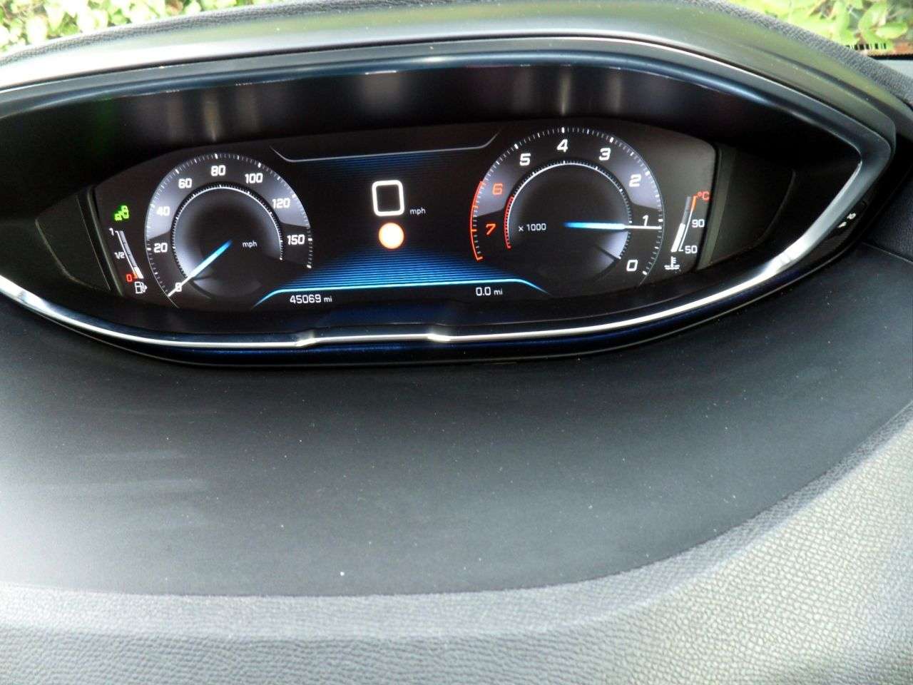 2019 PEUGEOT 3008 2019 PEUGEOT 3008