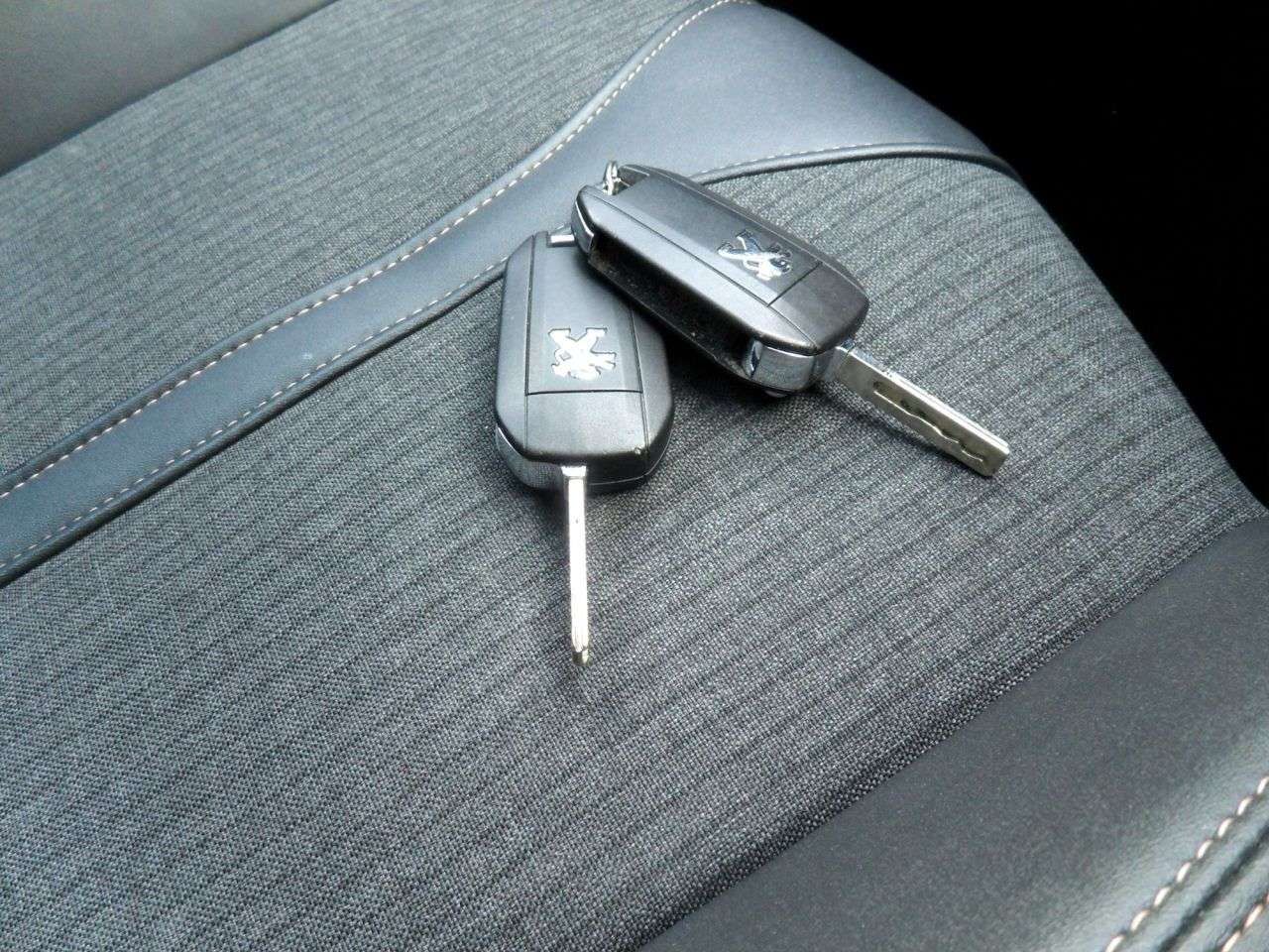 2019 PEUGEOT 3008 2019 PEUGEOT 3008