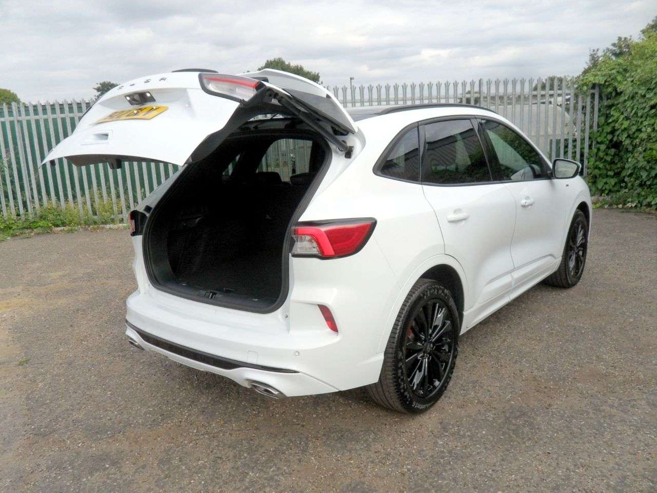 2022 FORD KUGA 2022 FORD KUGA