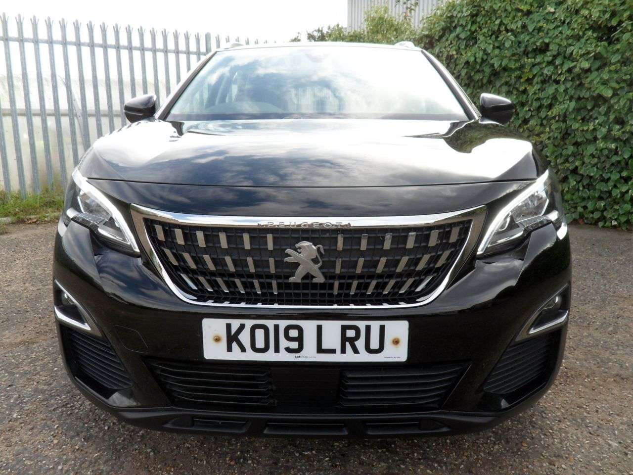 2019 PEUGEOT 3008 2019 PEUGEOT 3008