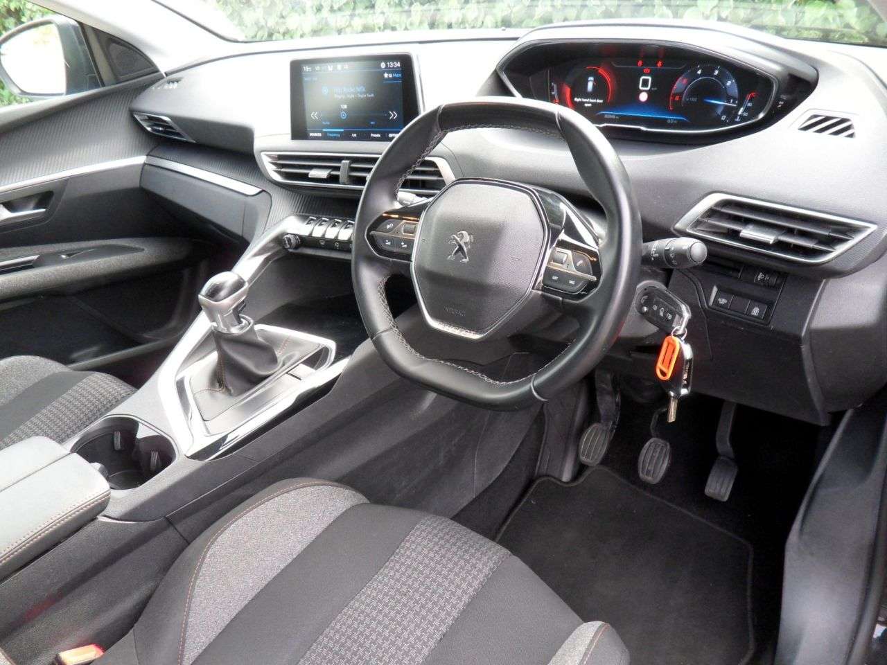 2019 PEUGEOT 3008 2019 PEUGEOT 3008