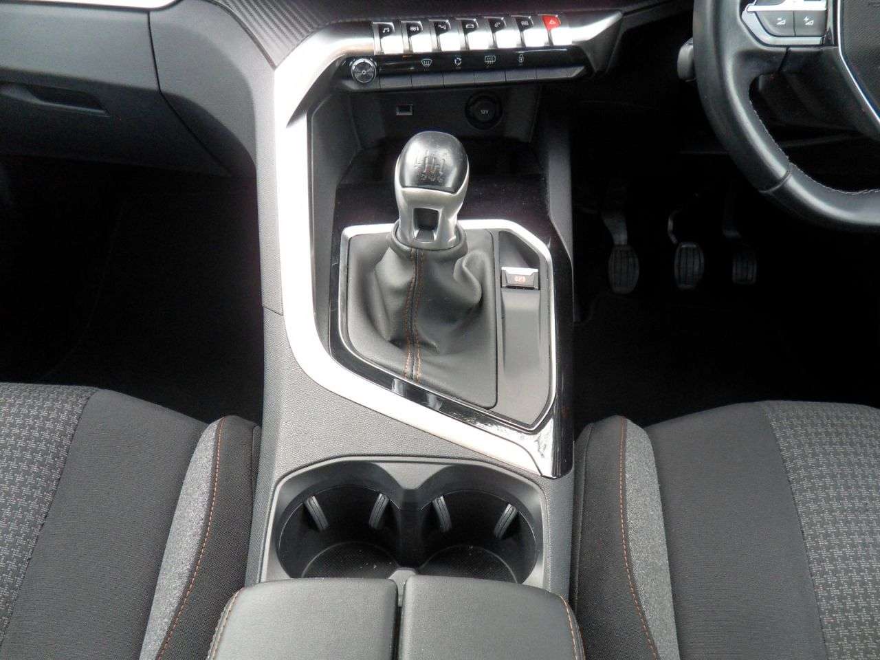 2019 PEUGEOT 3008 2019 PEUGEOT 3008