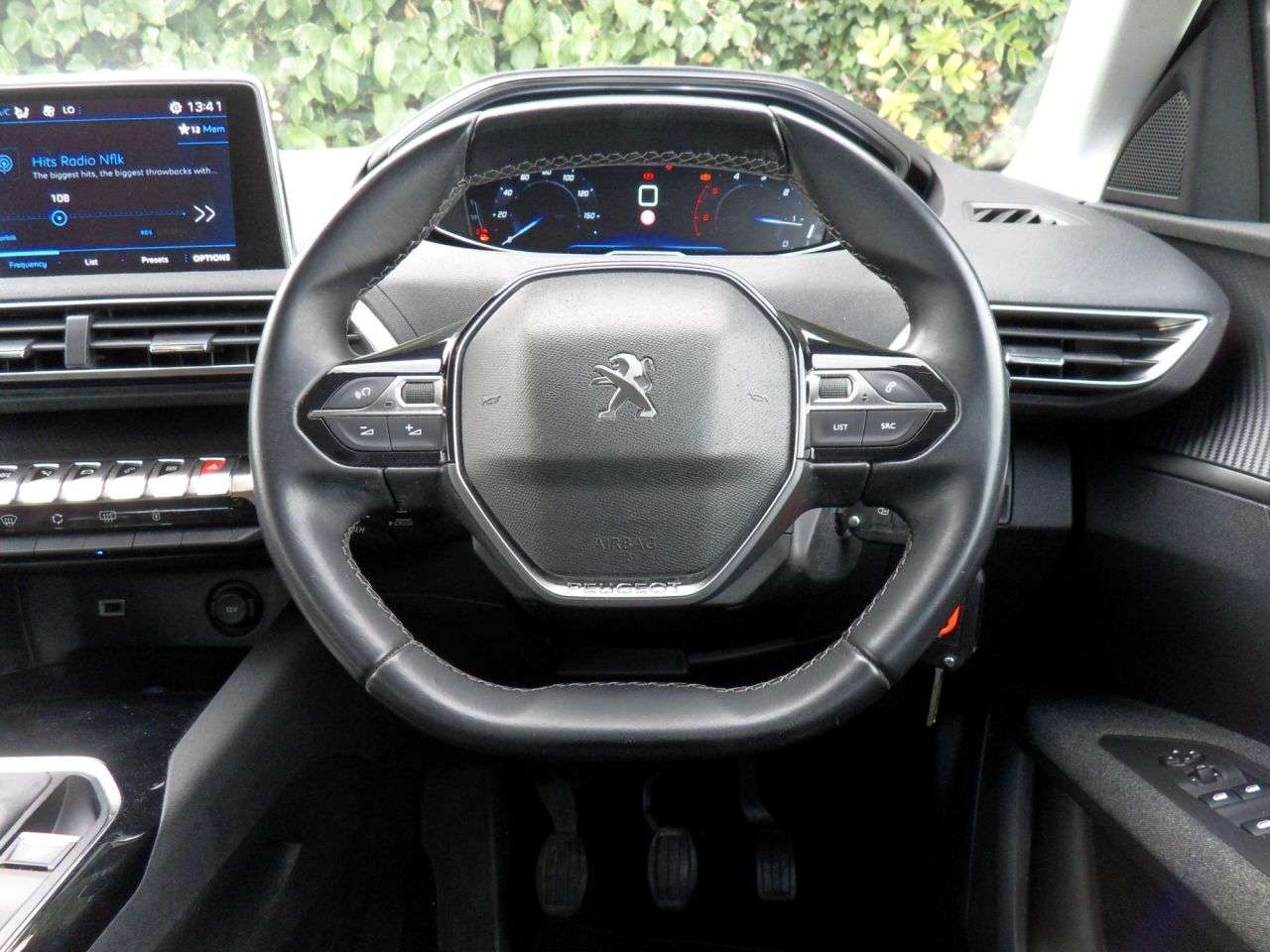 2019 PEUGEOT 3008 2019 PEUGEOT 3008