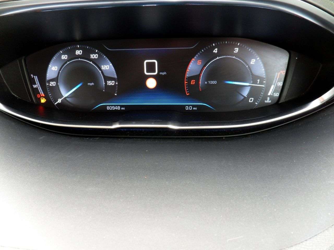 2019 PEUGEOT 3008 2019 PEUGEOT 3008