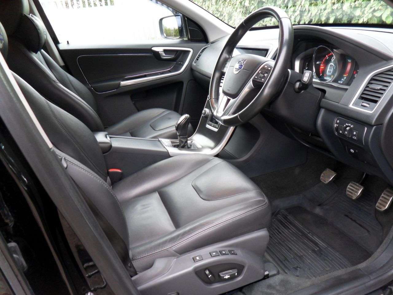 2015 VOLVO XC60 2015 VOLVO XC60