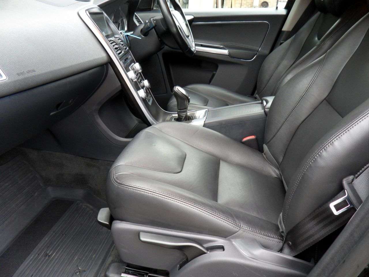 2015 VOLVO XC60 2015 VOLVO XC60