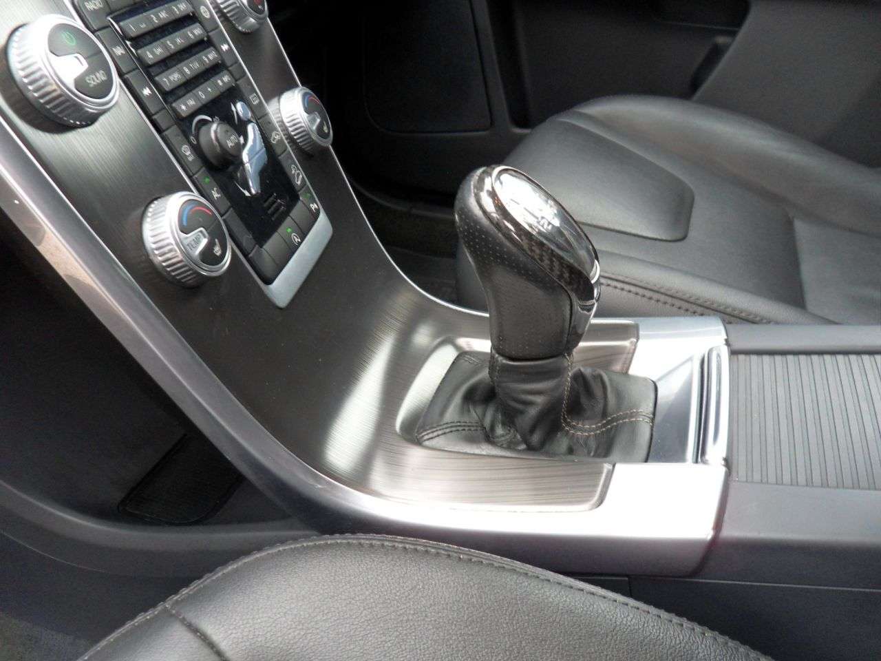 2015 VOLVO XC60 2015 VOLVO XC60