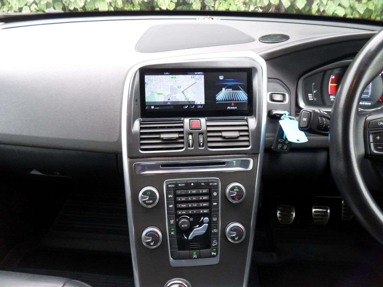 2015 VOLVO XC60 2015 VOLVO XC60