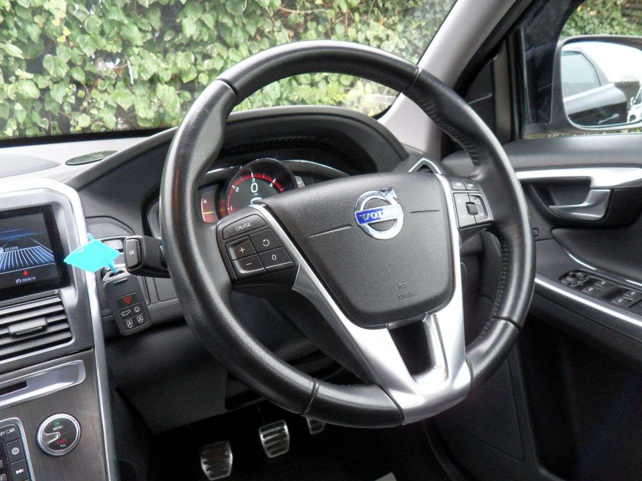 2015 VOLVO XC60 2015 VOLVO XC60