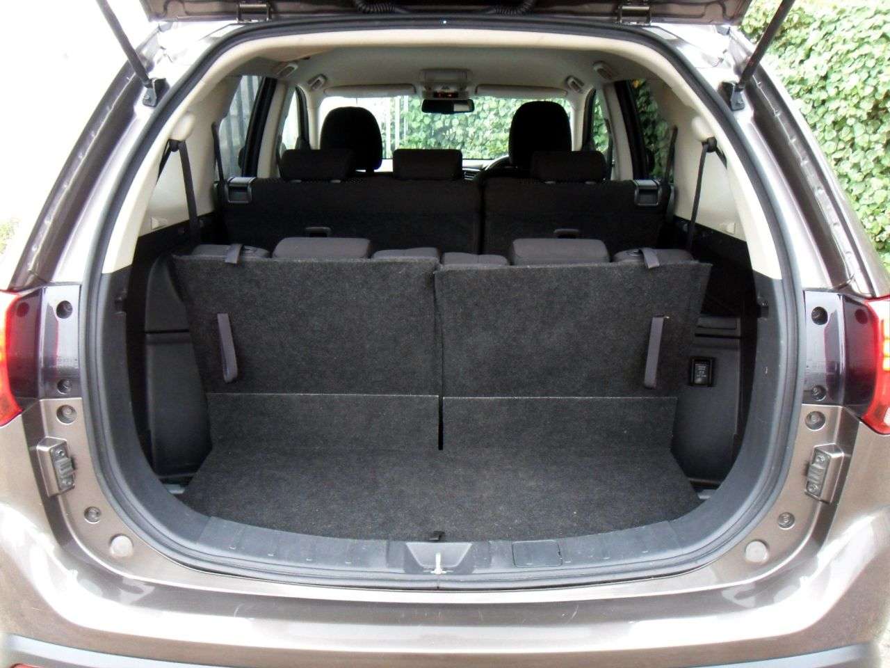 2021 MITSUBISHI OUTLANDER 2021 MITSUBISHI OUTLANDER