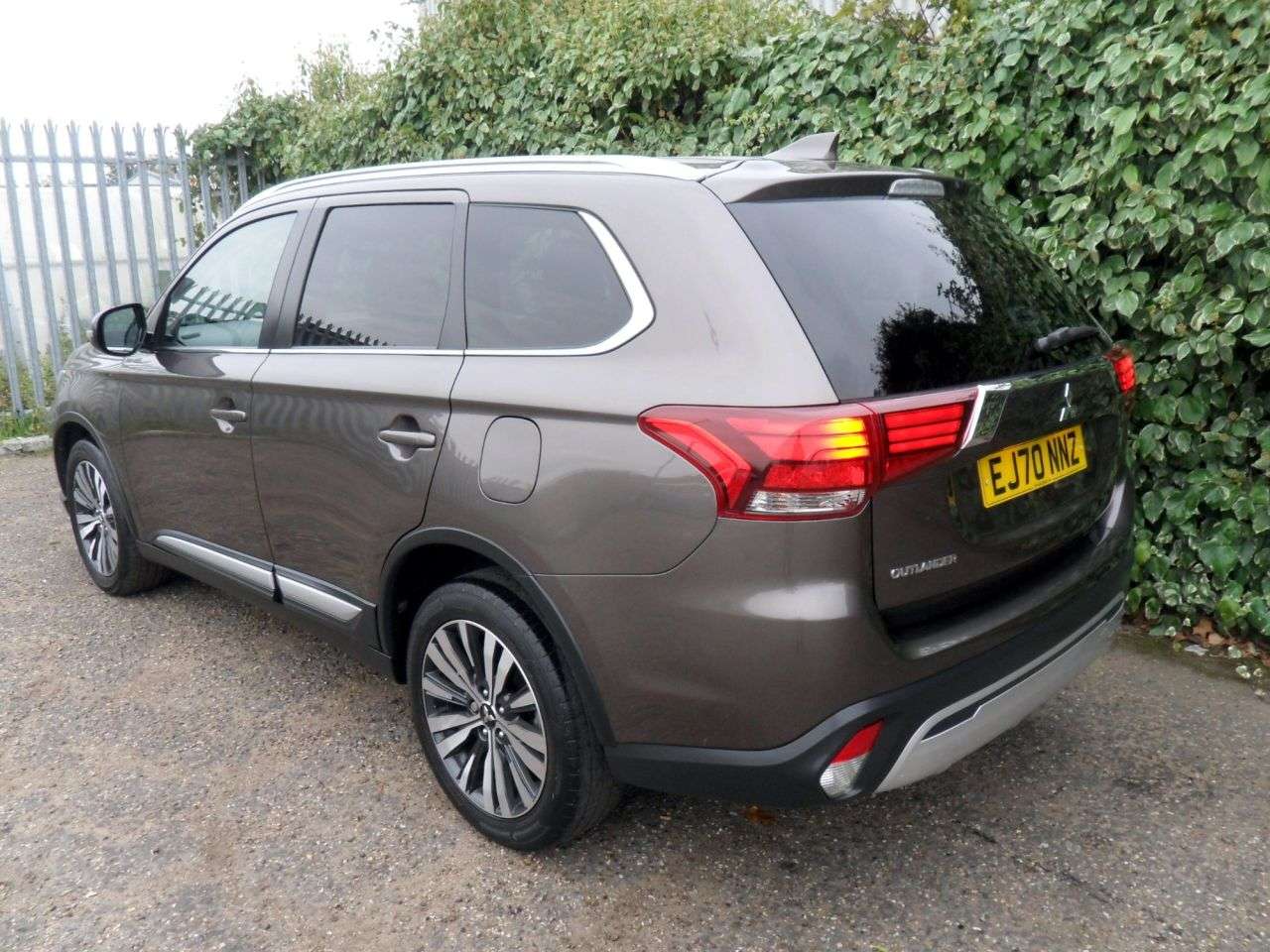 2021 MITSUBISHI OUTLANDER 2021 MITSUBISHI OUTLANDER