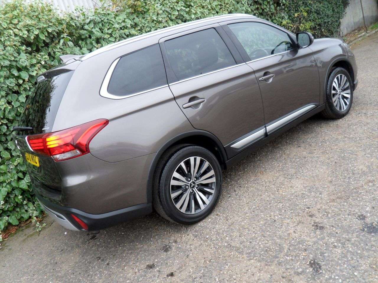 2021 MITSUBISHI OUTLANDER 2021 MITSUBISHI OUTLANDER