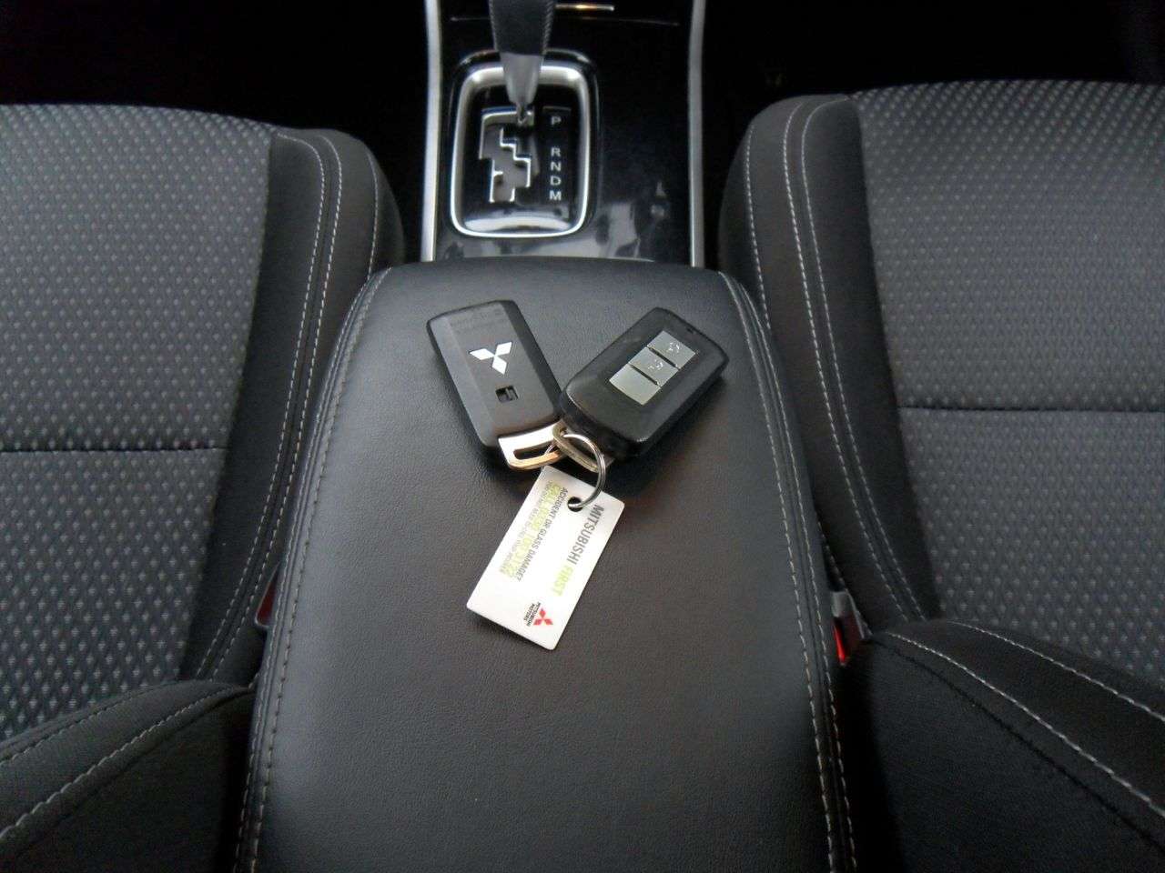 2021 MITSUBISHI OUTLANDER 2021 MITSUBISHI OUTLANDER