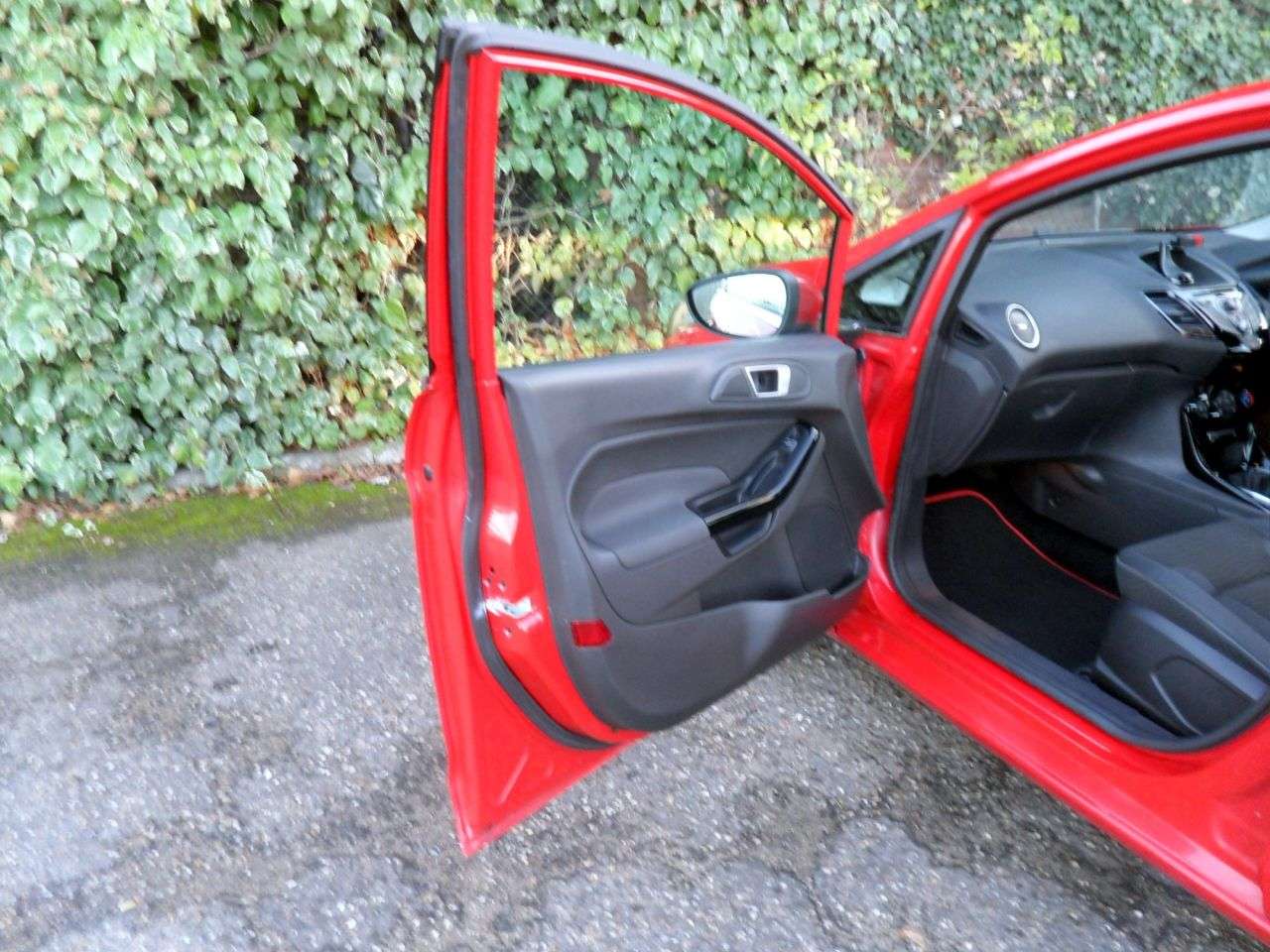 2013 FORD FIESTA 2013 FORD FIESTA