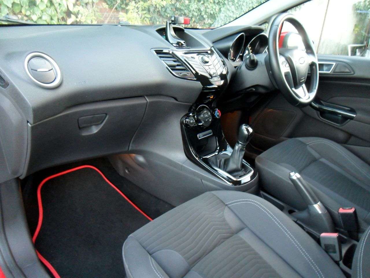 2013 FORD FIESTA 2013 FORD FIESTA