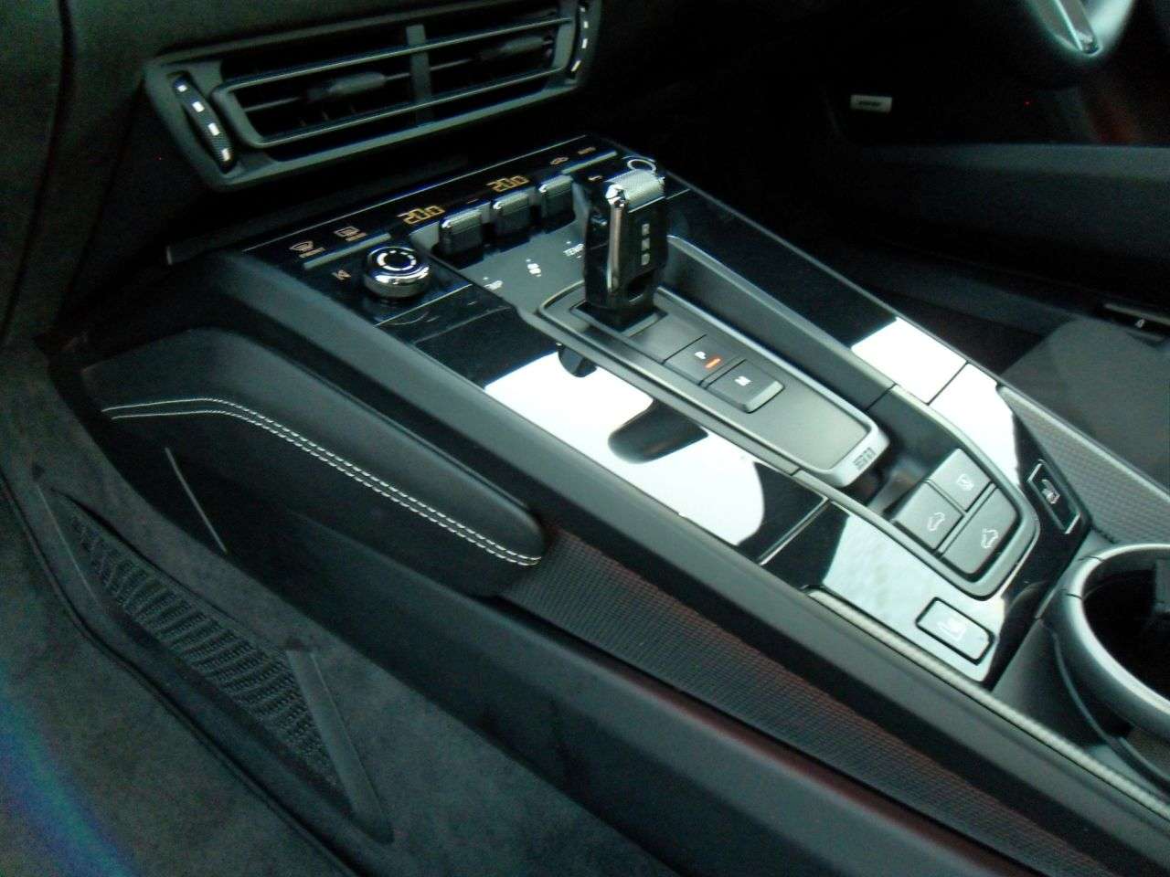 2022 PORSCHE 911 2022 PORSCHE 911