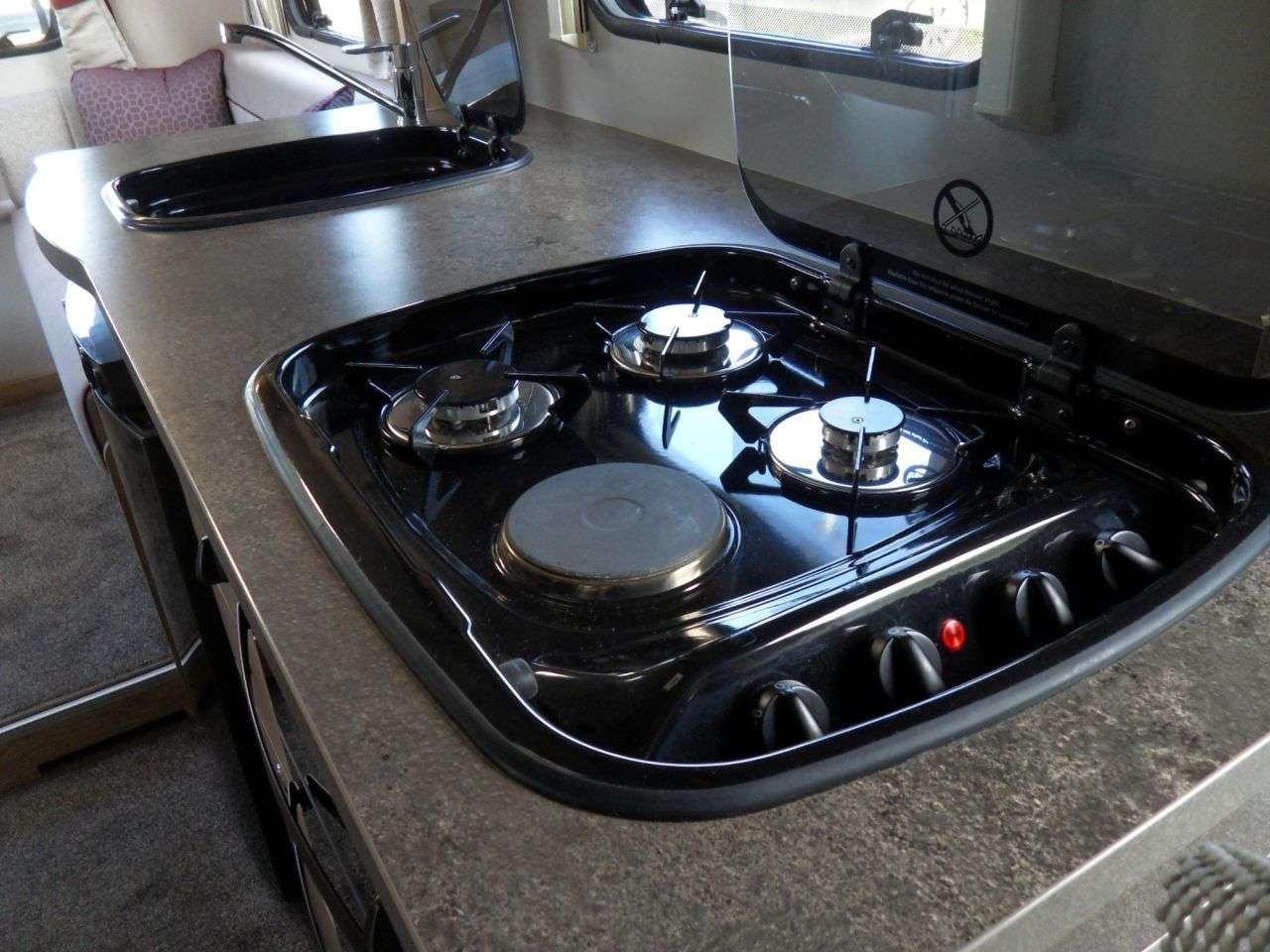 2018 PEUGEOT ELDDIS 2018 PEUGEOT ELDDIS