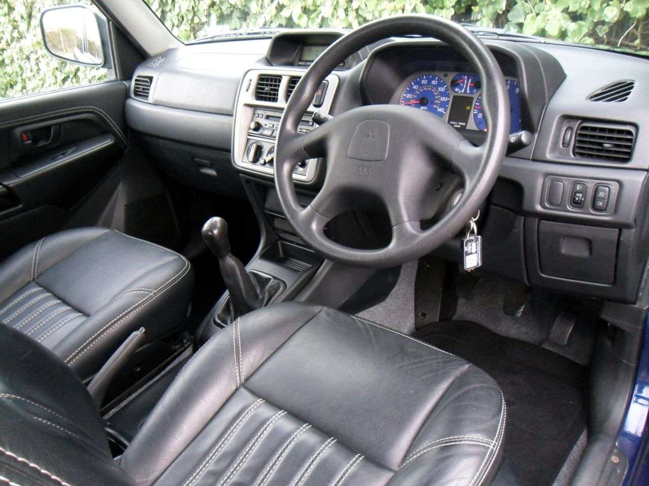 2004 MITSUBISHI SHOGUN PININ 2004 MITSUBISHI SHOGUN PININ