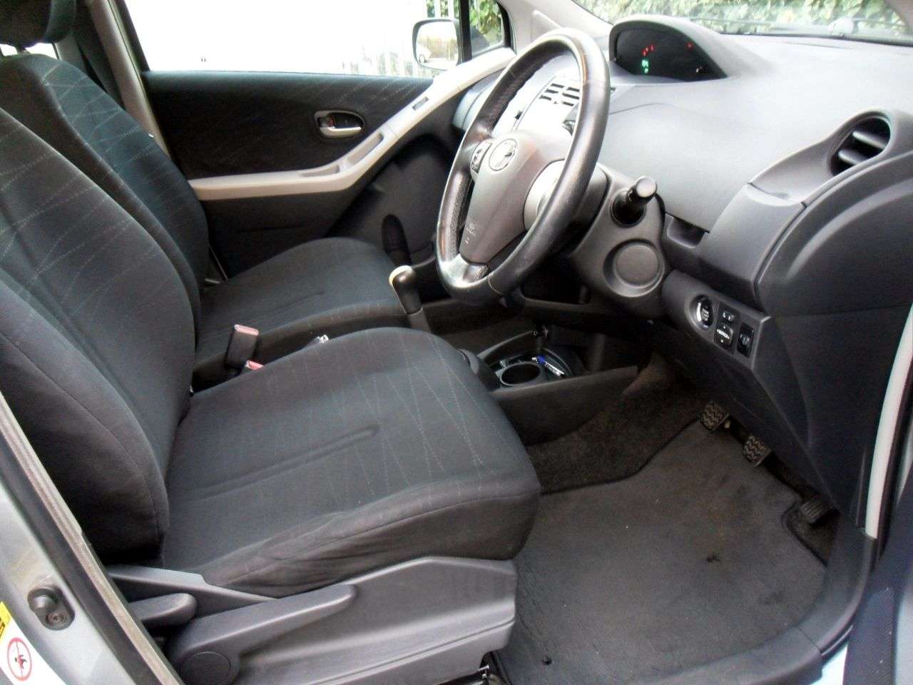 2006 TOYOTA YARIS 2006 TOYOTA YARIS