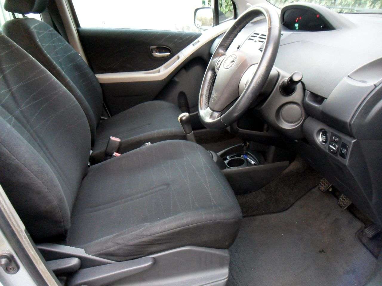 2006 TOYOTA YARIS 2006 TOYOTA YARIS