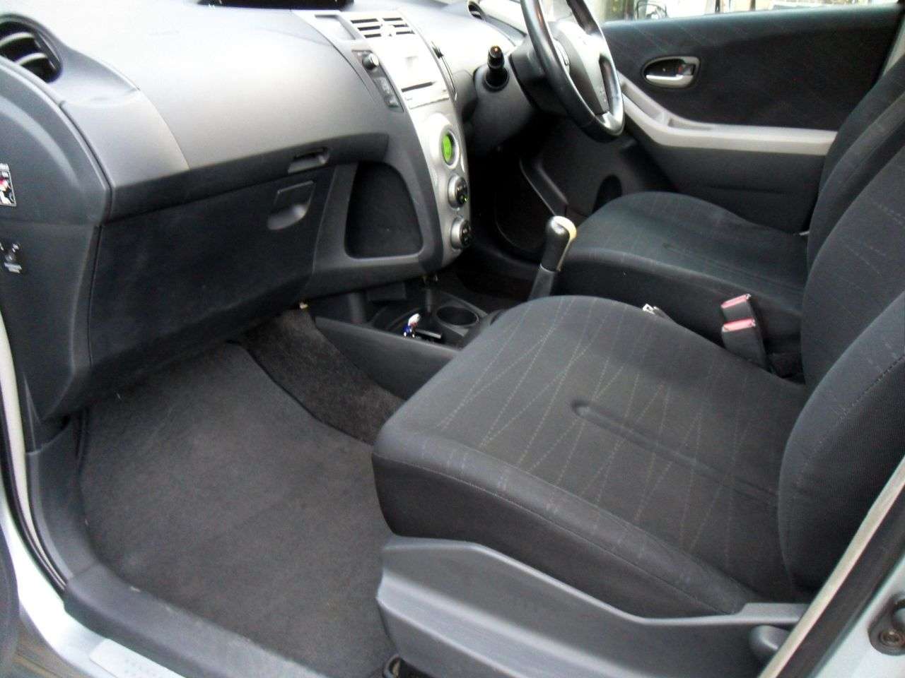 2006 TOYOTA YARIS 2006 TOYOTA YARIS