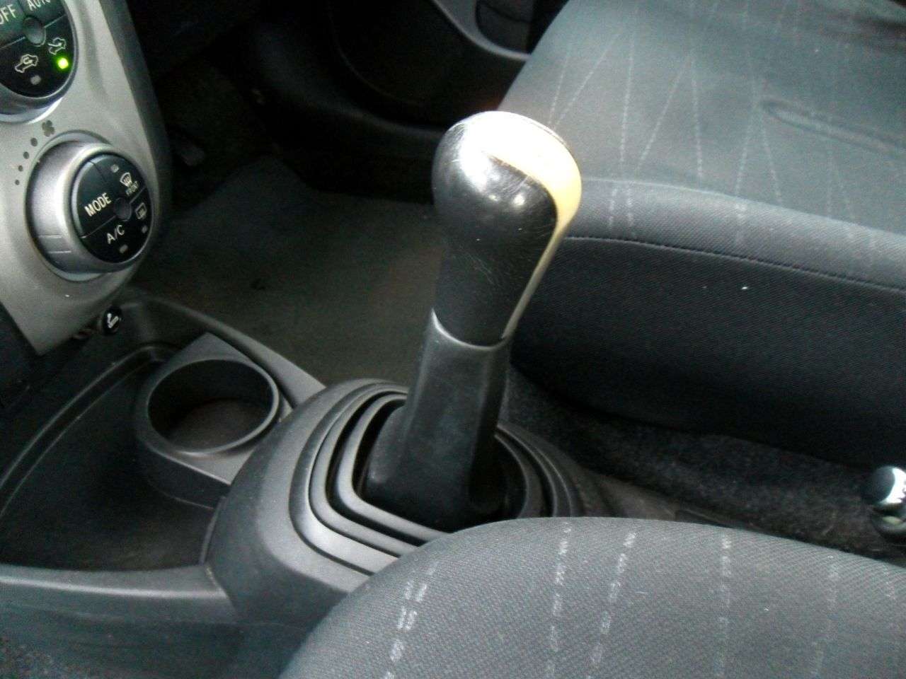 2006 TOYOTA YARIS 2006 TOYOTA YARIS