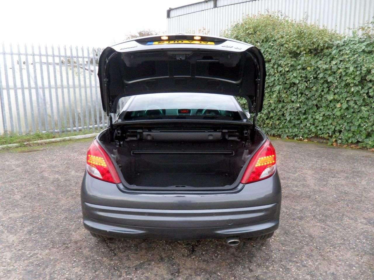 2010 PEUGEOT 207 2010 PEUGEOT 207