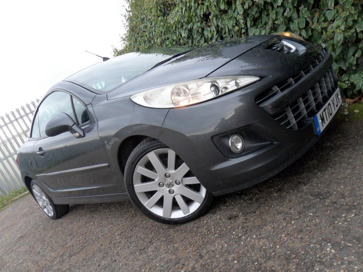 Check out this Peugeot 207 2010 Diesel Manual