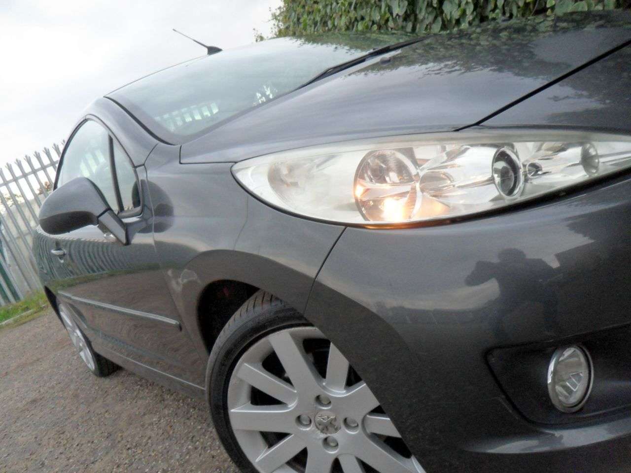 2010 PEUGEOT 207 2010 PEUGEOT 207