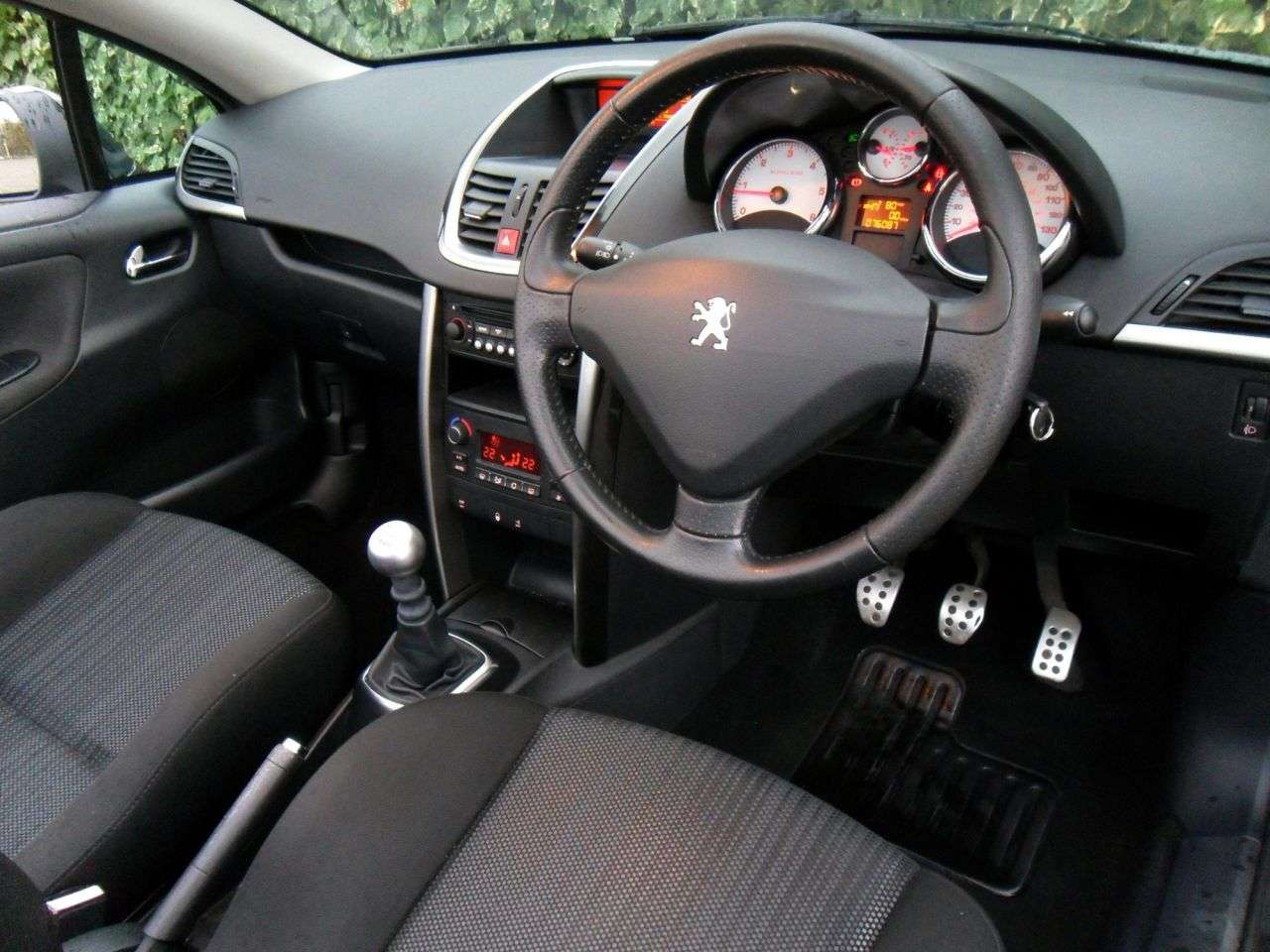 2010 PEUGEOT 207 2010 PEUGEOT 207