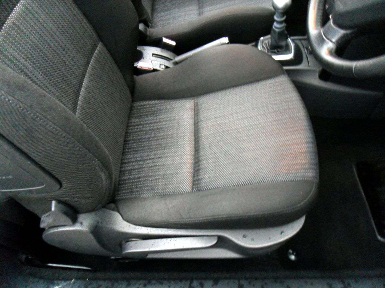 2010 PEUGEOT 207 2010 PEUGEOT 207