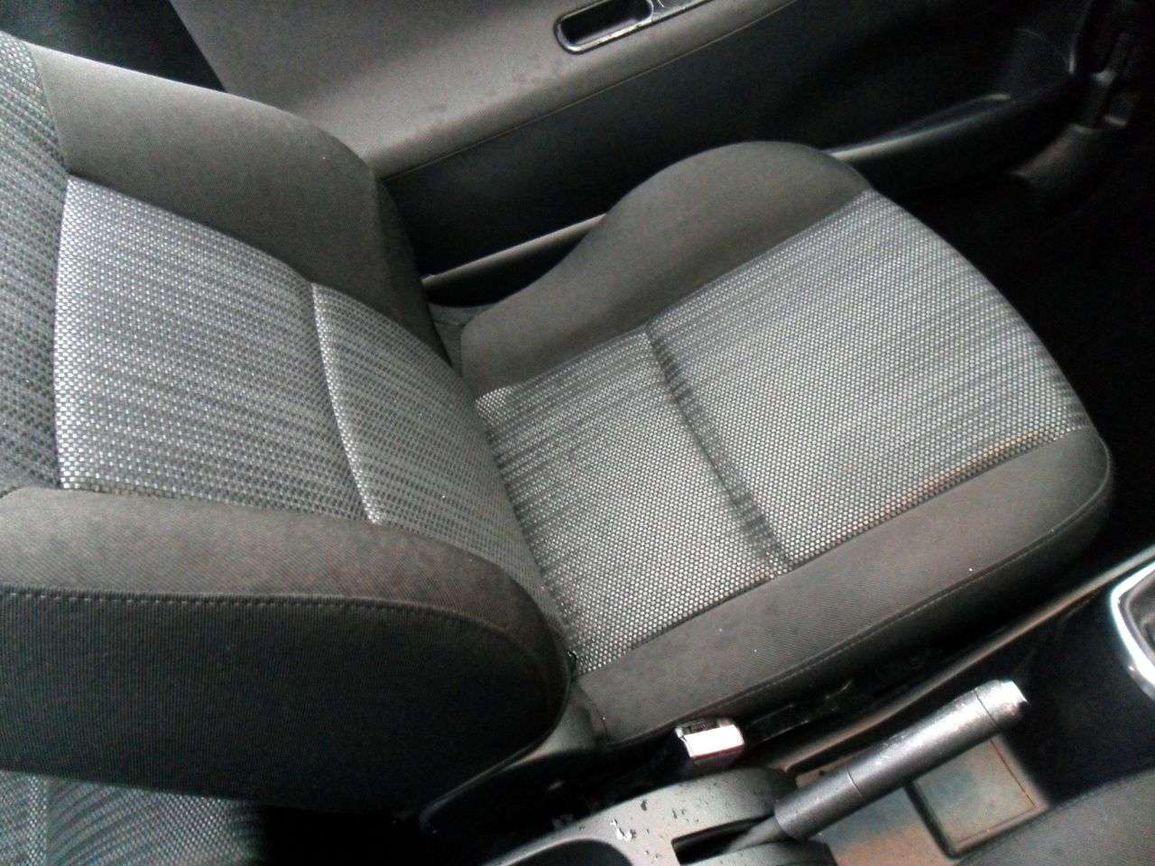 2010 PEUGEOT 207 2010 PEUGEOT 207