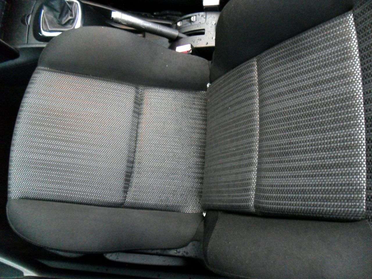 2010 PEUGEOT 207 2010 PEUGEOT 207