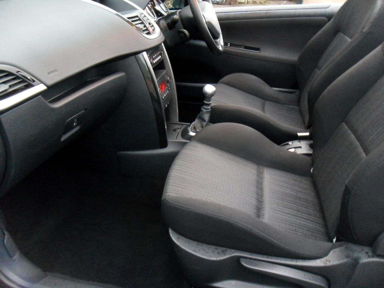 2010 PEUGEOT 207 2010 PEUGEOT 207