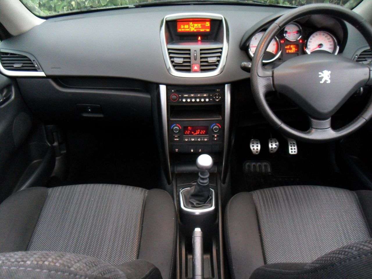 2010 PEUGEOT 207 2010 PEUGEOT 207