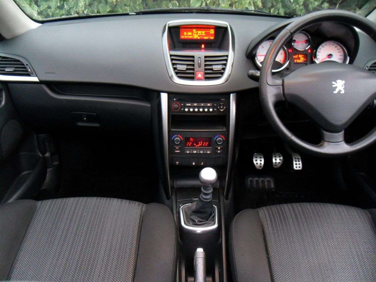 2010 PEUGEOT 207 2010 PEUGEOT 207